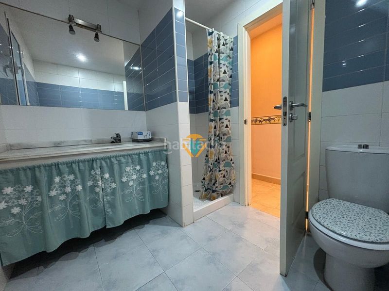 Foto e3b59513-4da4-47df-9e7c-53f367a91ebb. Apartament amb aparcament piscina a Via Parque Benidorm