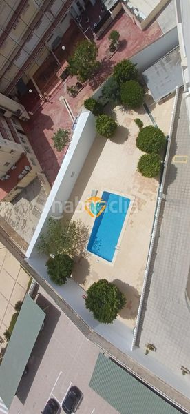 Foto 94ec9d47-2866-42cb-9008-598dbec883a8. Apartament amb piscina a Playa Levante Benidorm