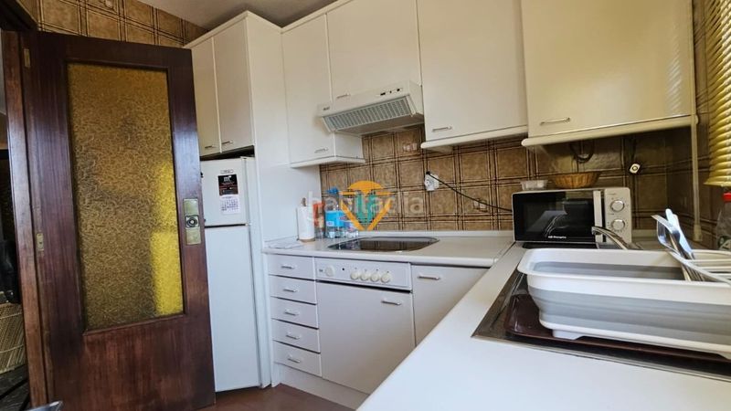 Foto 9b0a7d81-4a46-4322-a733-9cfd6944b38a. Apartament amb aparcament piscina a Playa Levante Benidorm