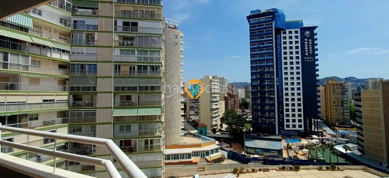 Foto e38f8ca4-fbfe-4240-a6c7-ad192742be7b. Apartament amb piscina a Playa Levante Benidorm