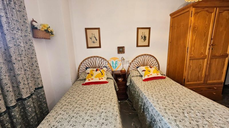 Foto e752a9fd-d323-45b1-8805-9a050ba8271d. Apartament amb aparcament piscina a Playa Levante Benidorm