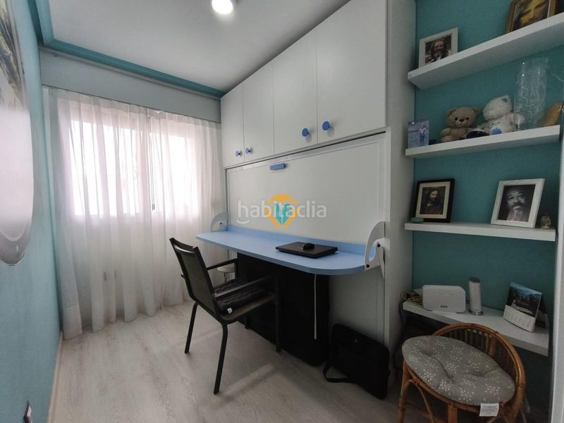 Foto 0db11b9e-d560-4fac-a565-07d4dabd544a. Casa adossada amb aparcament piscina a Playa Poniente Benidorm