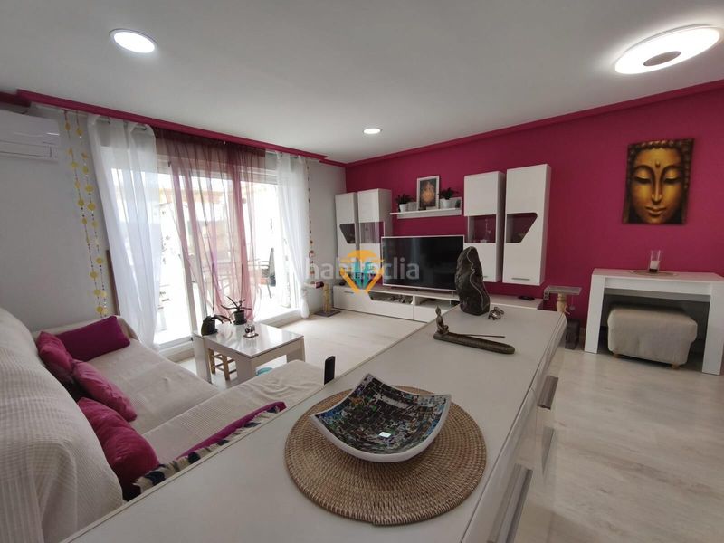 Foto 89461612-2a8e-446b-8f2f-0be1e794959f. Casa adossada amb aparcament piscina a Playa Poniente Benidorm