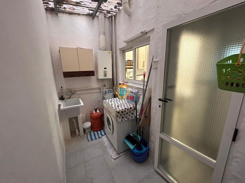 Foto b3d6fb1e-bb64-4054-9e44-8861b286797c. Planta baixa a Centro Urbano Benidorm