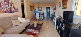 Piso en Plans-Gasparot. Amplio piso en villajoyosa con vistas al mar