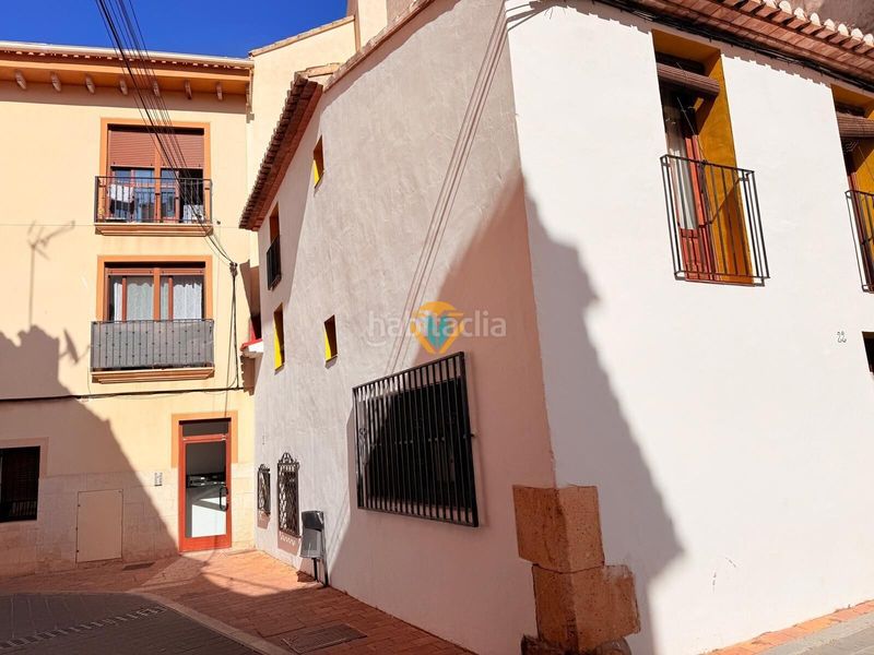 Foto 5424f790-e864-462d-b139-b5c89730c02e. Casa amb calefacció a La Nucia Pueblo Nucia (la)
