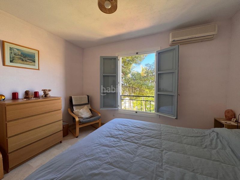 Foto dae63d08-9e30-4c2a-a2fd-bd4bc11c75fe. Casa adossada amb piscina a Golf Bahía Finestrat