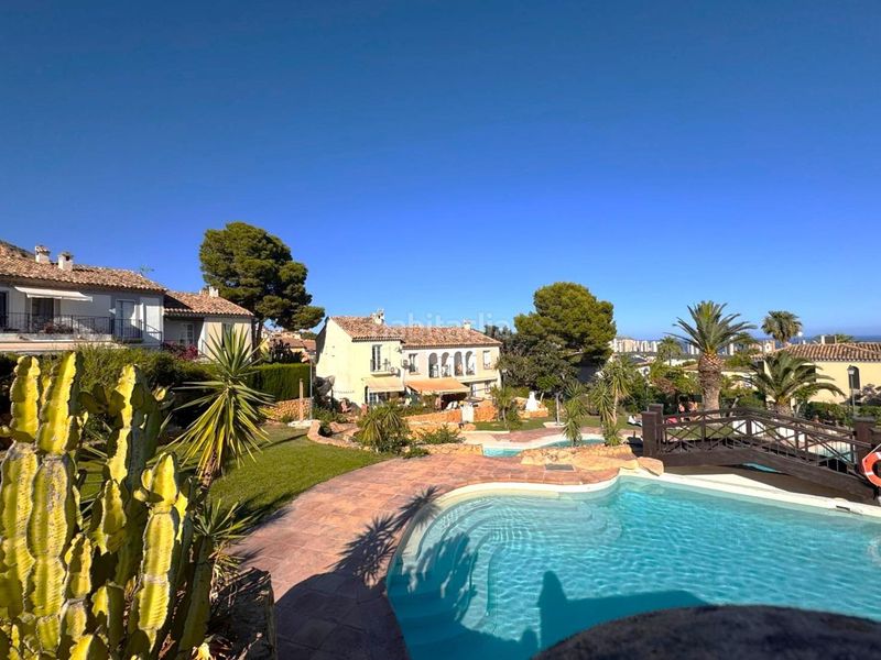 Foto ecc98ec1-639a-4fc2-9370-6366a22d60d3. Casa adossada amb piscina a Golf Bahía Finestrat