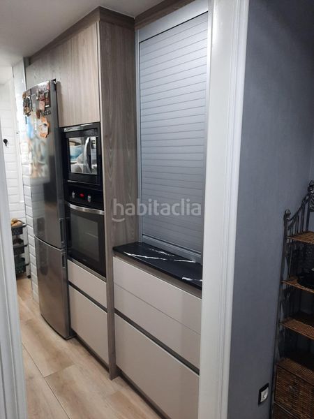 Foto a53eccae-2f89-43a8-8cfc-ed13efa68916. Apartament amb aparcament a Colonia Madrid Benidorm