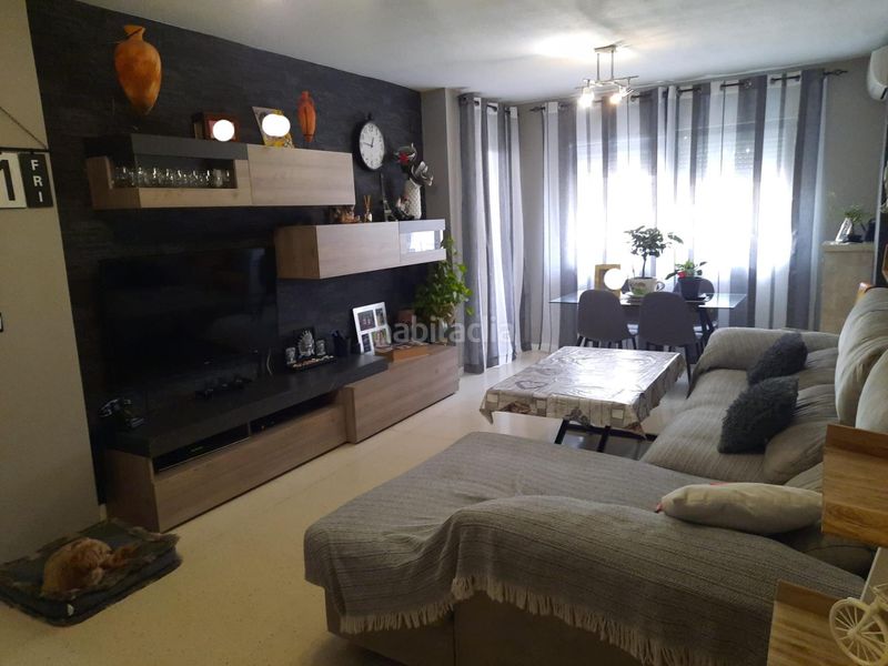 Foto fe915b91-8856-4db9-a738-464a072721a4. Apartament amb aparcament a Colonia Madrid Benidorm