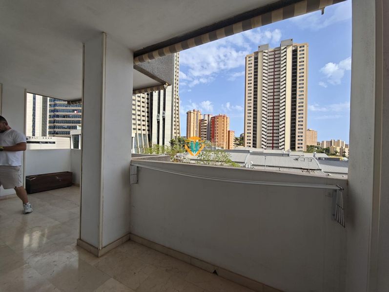 Foto 1c6749b6-4254-4d42-8953-c3ddd1ec4435. Pis amb aparcament piscina a Playa Poniente Benidorm