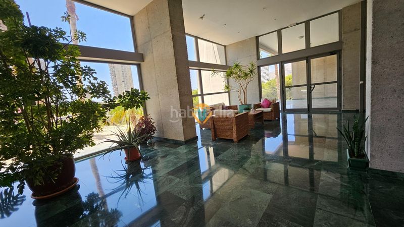 Foto 46b2bba4-0236-4013-933a-559d6e159e79. Apartament amb aparcament piscina a Via Parque Benidorm
