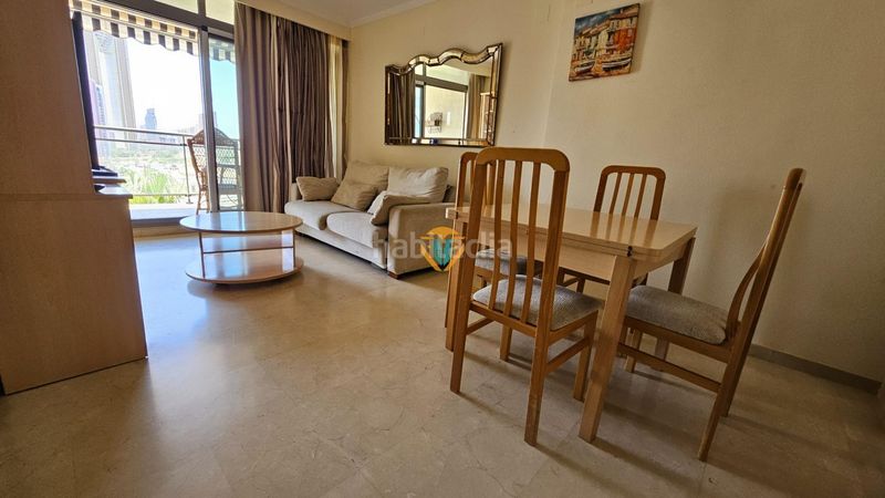 Foto 7ad7c7fb-efd1-4a0a-bcbd-20a7b409996d. Apartament amb aparcament piscina a Via Parque Benidorm
