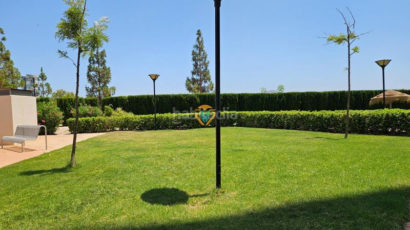 Foto 853bb369-8154-43f7-8949-10dd6d37e1d1. Apartament amb aparcament piscina a Via Parque Benidorm