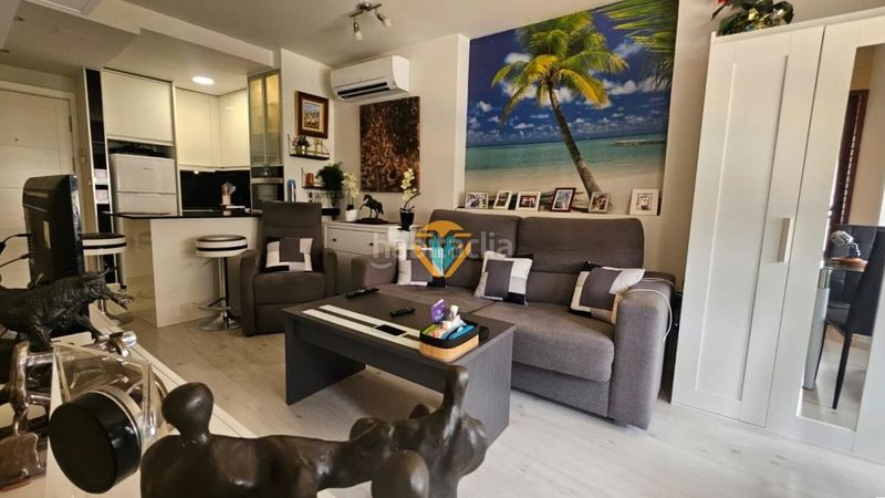 Foto 4ae24896-0615-481d-8813-0fa983c9ba34. Apartament amb calefacció aparcament piscina a Levante Alto Benidorm