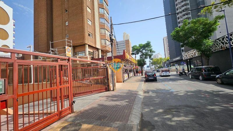 Foto 7ce9ab1e-5767-43f6-b3ed-f95dda04e76e. Apartament amb calefacció aparcament piscina a Levante Alto Benidorm