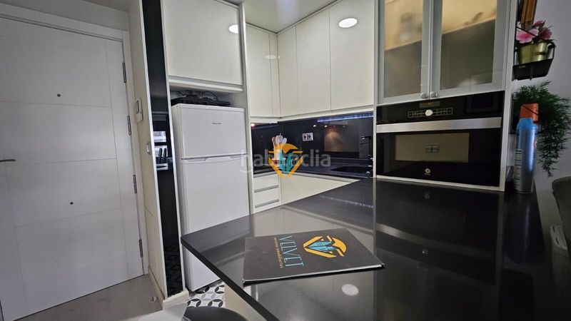 Foto ad0c4873-90c9-40e3-8a72-f528bd793fad. Apartament amb calefacció aparcament piscina a Levante Alto Benidorm