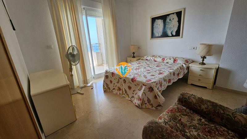 Foto 534e303b-8e4a-4c98-8542-f7dff10fc4f1. Flat with parking pool in Playa Poniente Benidorm