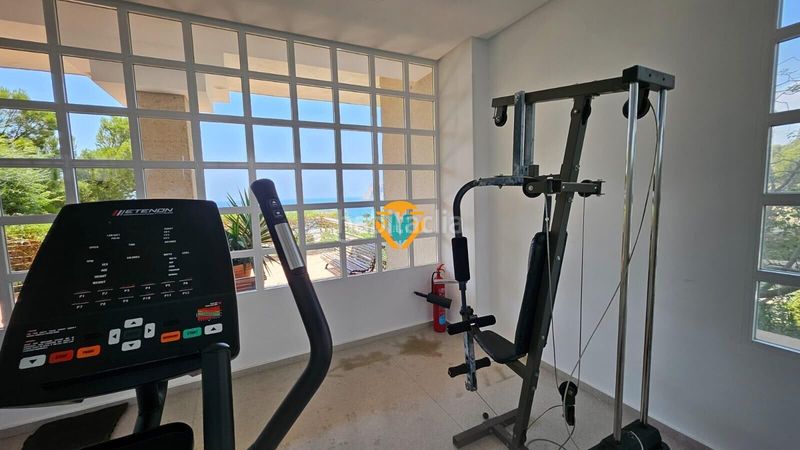 Foto 65e637a5-641b-440b-9122-5fd23171ced2. Flat with parking pool in Playa Poniente Benidorm