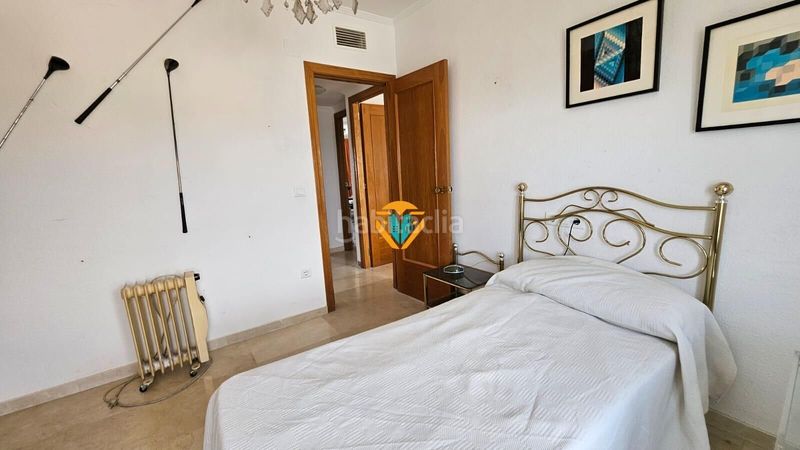 Foto b8b0eddf-40e8-4f77-a08e-a8f69ca564b6. Flat with parking pool in Playa Poniente Benidorm