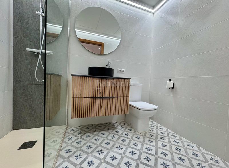 Foto 1aa45b67-b688-4ac8-961b-277a7b5d95c5. Apartament amb aparcament piscina a Via Parque Benidorm