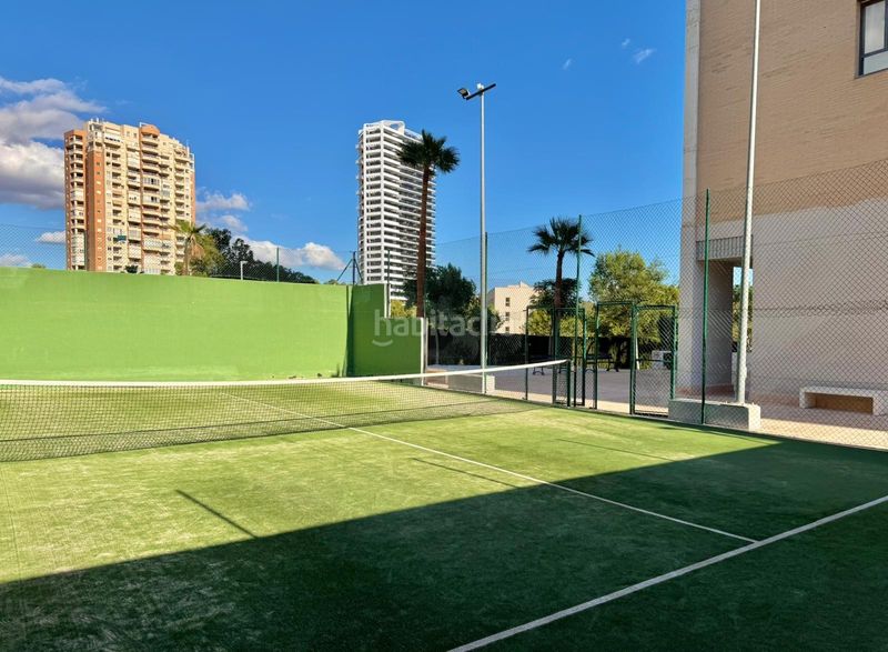 Foto 5326add9-c7f0-4b28-bba6-1a7435aa15d4. Apartament amb aparcament piscina a Via Parque Benidorm