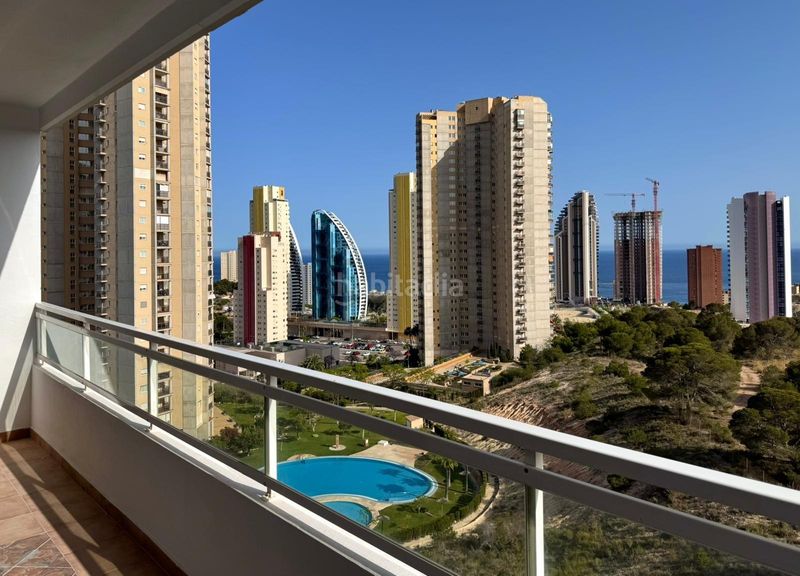 Foto 62208c41-c349-4638-97c2-99dea93b6031. Apartament amb aparcament piscina a Via Parque Benidorm