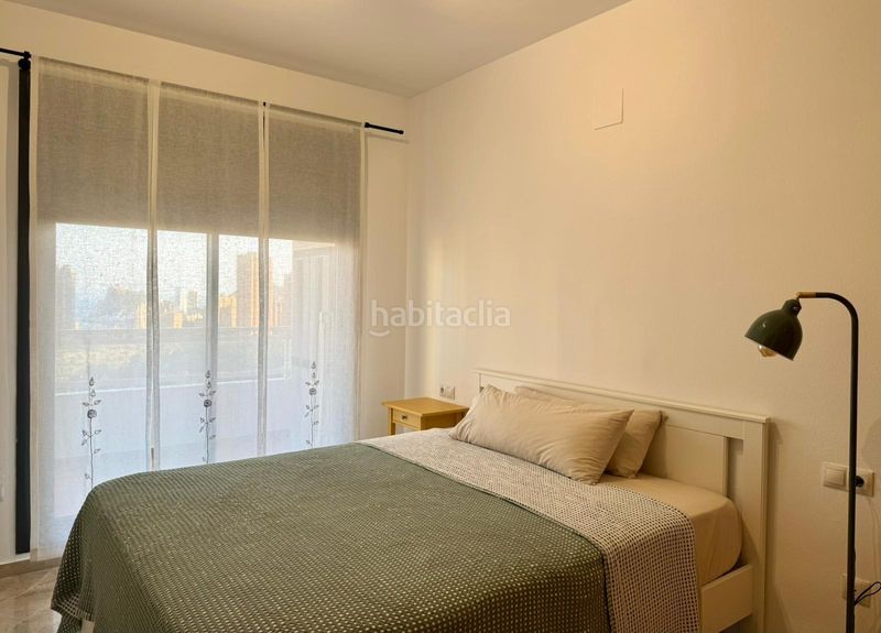 Foto 95926b30-3a2c-4b64-875d-5b2f61b1701f. Apartament amb aparcament piscina a Via Parque Benidorm