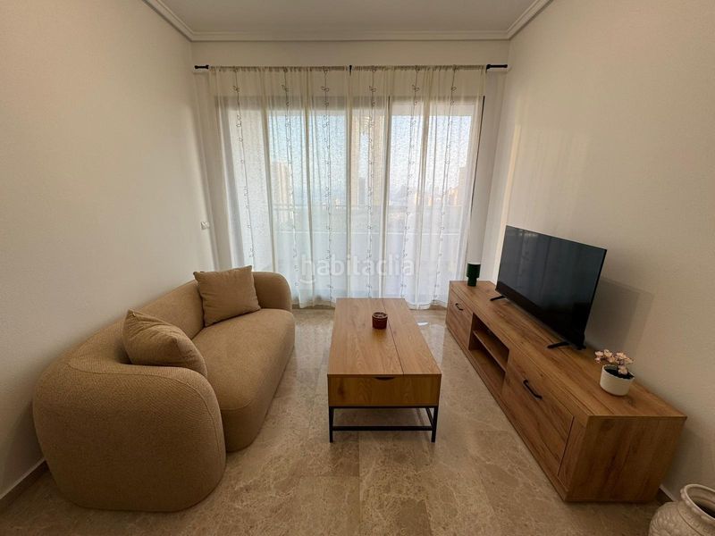 Foto ca8b18bf-4c64-4627-a666-6668f571349a. Apartament amb aparcament piscina a Via Parque Benidorm