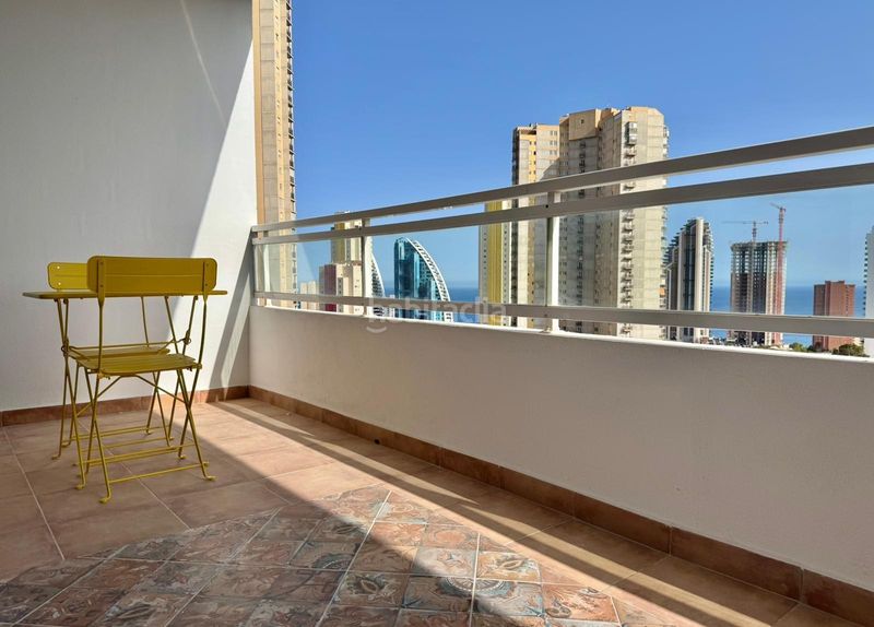 Foto d208d649-7511-40b4-8547-45bc546bb22b. Apartament amb aparcament piscina a Via Parque Benidorm