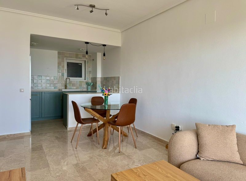 Foto e4effa8e-6ed6-4221-9cf4-569defd87c95. Apartament amb aparcament piscina a Via Parque Benidorm