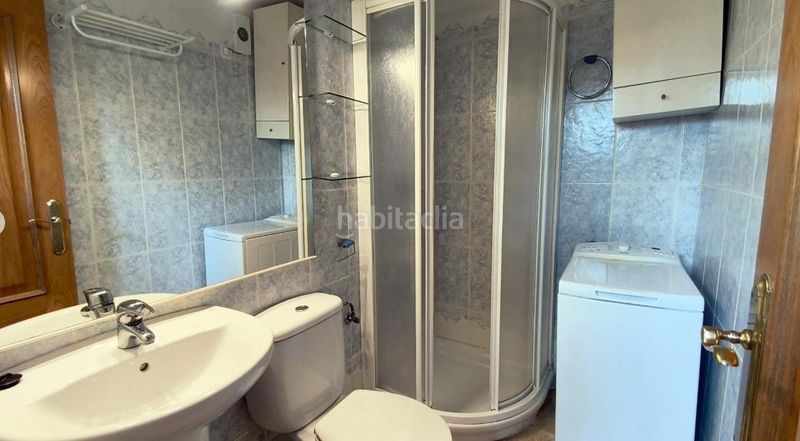 Foto d0ec7546-20a6-48d2-85b2-c11c52ce18b9. Apartament amb aparcament piscina a Rincón Alto Benidorm