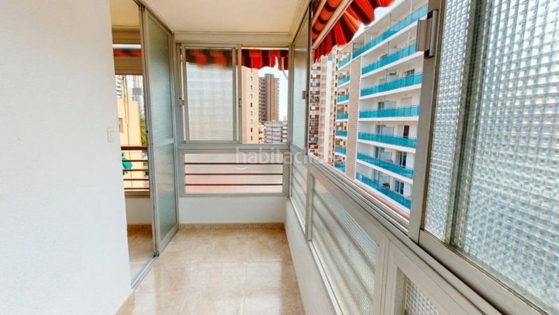 Foto f10bb507-2f6d-448e-bd88-a5f271f2499f. Apartament amb aparcament piscina a Rincón Alto Benidorm