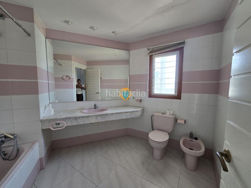 Foto b03f2653-9856-4fa9-9010-ab8afa7de3b7. Xalet amb aparcament piscina a Rincón Alto Benidorm