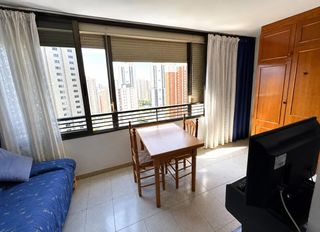 Apartment in Levante Alto. Oportunidad en levante apartamento con terraza, piscina y parkin