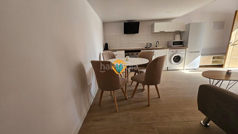 Foto 4d831d16-ed30-4676-849a-0f7a5a5b2e64. Planta baixa amb aparcament piscina a Playa Poniente Benidorm