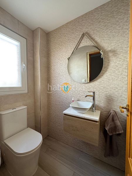 Foto e5d1e7f4-da49-49ac-81f7-43d5af3f63de. Casa adossada amb aparcament piscina a balcón de Finestrat-terra marina Finestrat