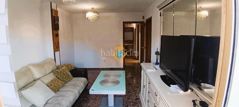 Foto b9700656-f8af-4737-939a-215a3c4b94f9. Pis a Colonia Madrid Benidorm