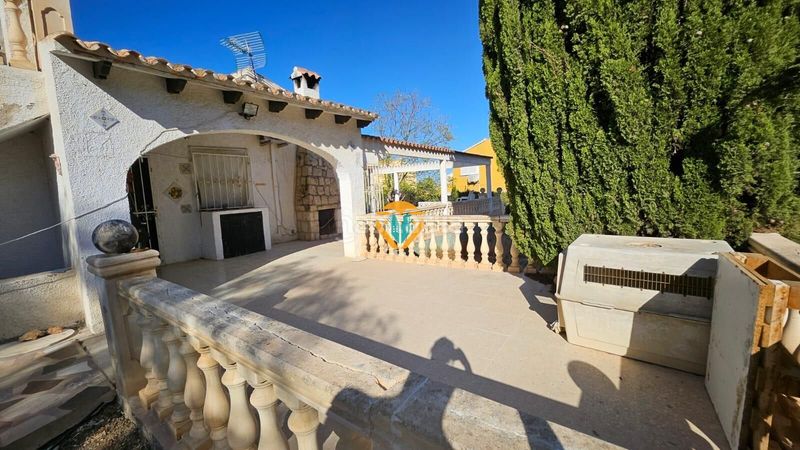 Foto e7737788-b67c-46ce-996d-01e3120aa68d. Chalet with parking pool in Barranco Hondo Nucia (la)
