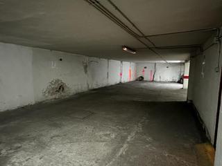 Aparcament cotxe  Catalina adulce. Plaza garaje doble