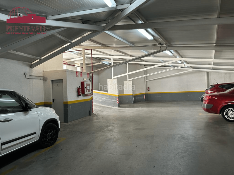 Foto 35c3d470-85df-4f04-a4c7-bb666de08266. Posto auto in Campo Grande Valladolid