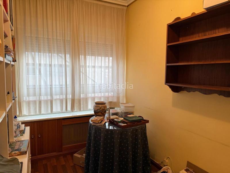 Foto df9bdd37-4802-4c0d-b337-ecc692c26fcf. Piso Huerta del Rey en Huerta del Rey Valladolid