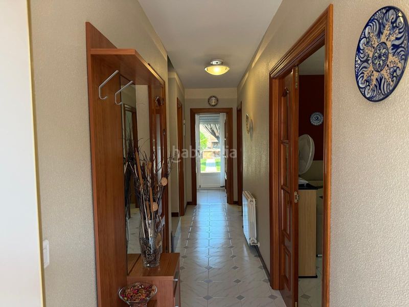Foto b2a715d2-e78a-4542-b31a-fcfea0f3a986. Casa amb calefacció a Valdestillas