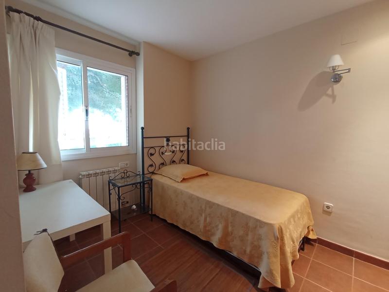 Foto 3408a8c9-5f02-42e8-a70b-51b84a43233c. Casa aparellada amb calefacció aparcament piscina a Tarragona