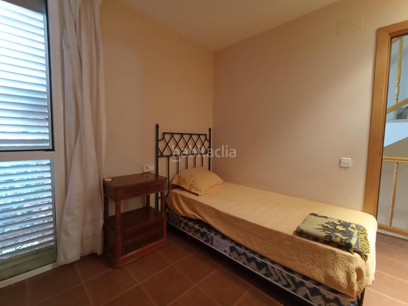 Foto 54f2d6ee-4537-4bdf-be8e-e03315468d58. Casa aparellada amb calefacció aparcament piscina a Tarragona