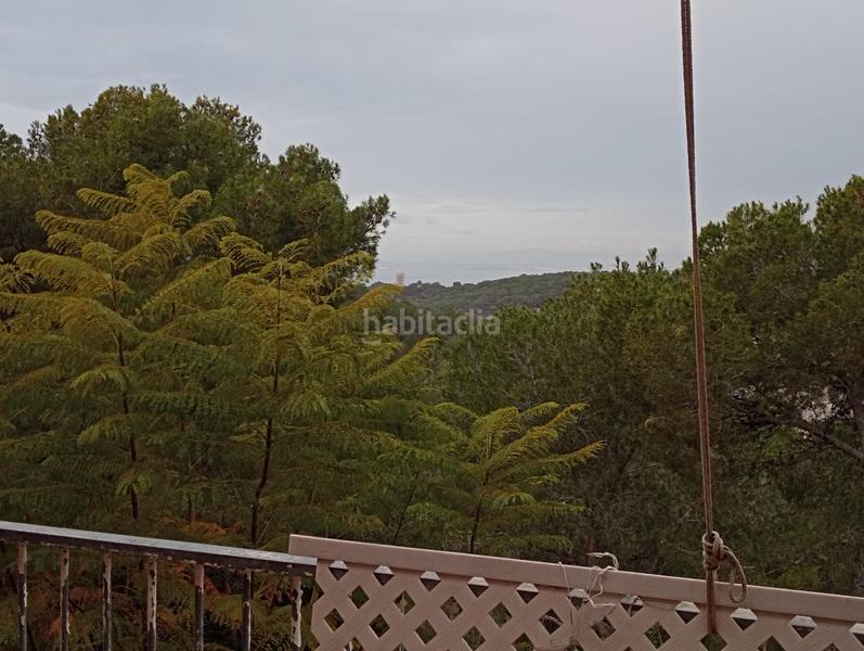 Foto 88e718e3-a6dc-49a9-9947-f007fd293560. Casa aparellada amb calefacció aparcament piscina a Tarragona