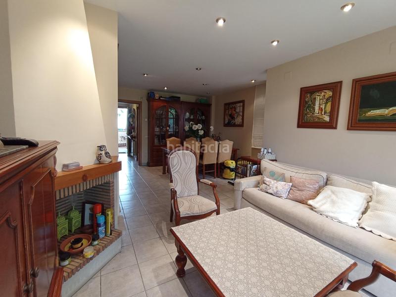 Foto b711ee0e-3354-4531-b250-93cd410d2841. Casa aparellada amb calefacció aparcament piscina a Tarragona