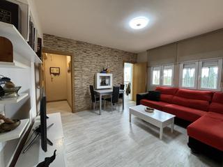 Flat in Vilafortuny. Al lado de castell de vilafortuny