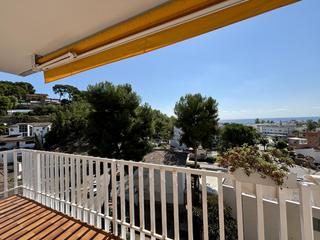 Zweistöckige Wohnung in La Mora. La mora, situada en altura frente a la playa de la mora