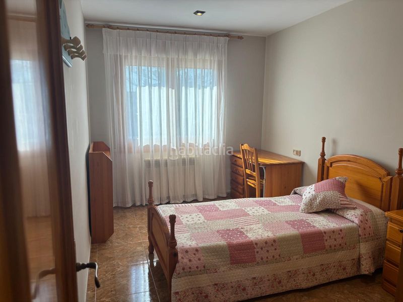 Foto 677a26c1-56fe-4dde-bd15-bcc39241f653. Chalet  individual . en Deltebre